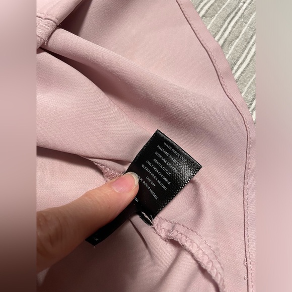 💗 Vera Wang Pink Blouse - Picture 5 of 8